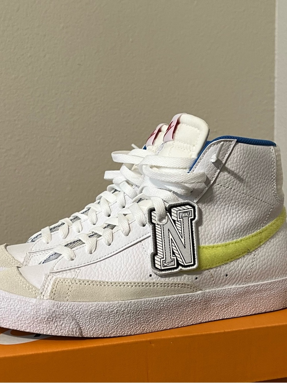Nike White High-Top Sneakers with Pale Lime Swoosh - Picture 4 of 9